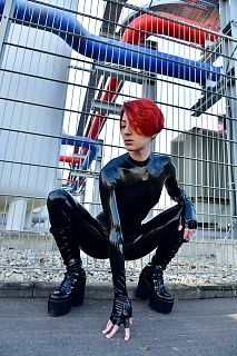 Latex reflects